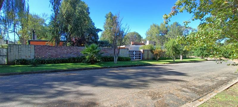 5 Bedroom Property for Sale in Queenstown Central Eastern Cape